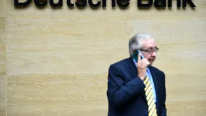 Povestea „sacrificării” angajaţilor de la Deutsche Bank: Cum s-a ajuns la planul draconic de concediere a 18.000 de salariaţi