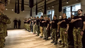 20.000 voluntari din toată lumea pleacă în Ucraina să-i înfrunte pe invadatorii ruşi. Nu este război declarat NATO-Rusia 