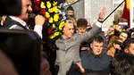 Peste 1.000 de oameni au participat la Hora Unirii organizată de Călin Georgescu în parcul Tineretului din Capitală. A fost prezent şi George Simion