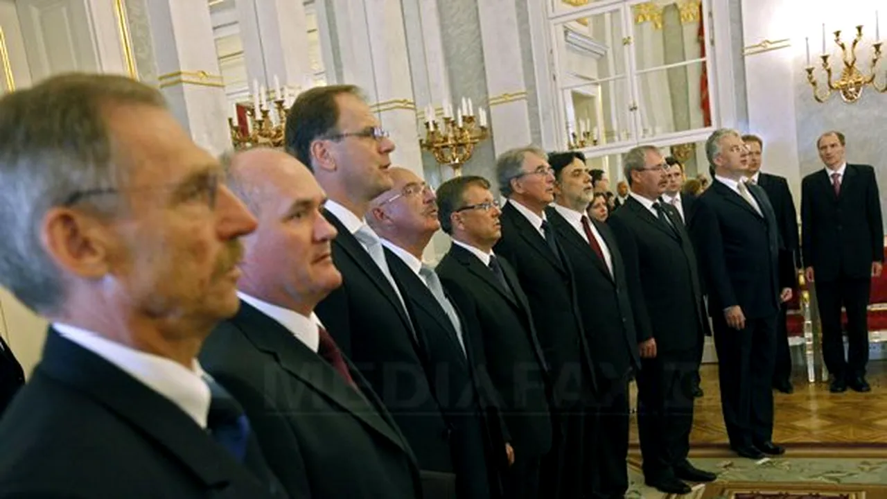Ungaria trebuie să reducă deficitul bugetar sub 3% din PIB anul următor