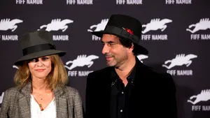 Actriţa Vanessa Paradis se căsătoreşte pentru prima dată, la vârsta de 45 de ani