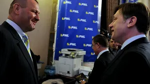 Antonescu: În mod regretabil şi din neglijenţa noastră, cetăţeanul Cataramă este încă membru PNL