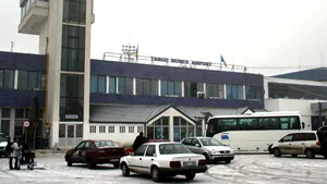 Aeroportul din Târgu Mureş va fi închis, săptămâna viitoare, pentru reparaţii la pistă