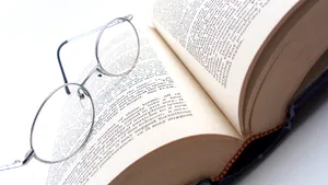 Over Half Of Romanians Bought No Books In 2009 – Survey