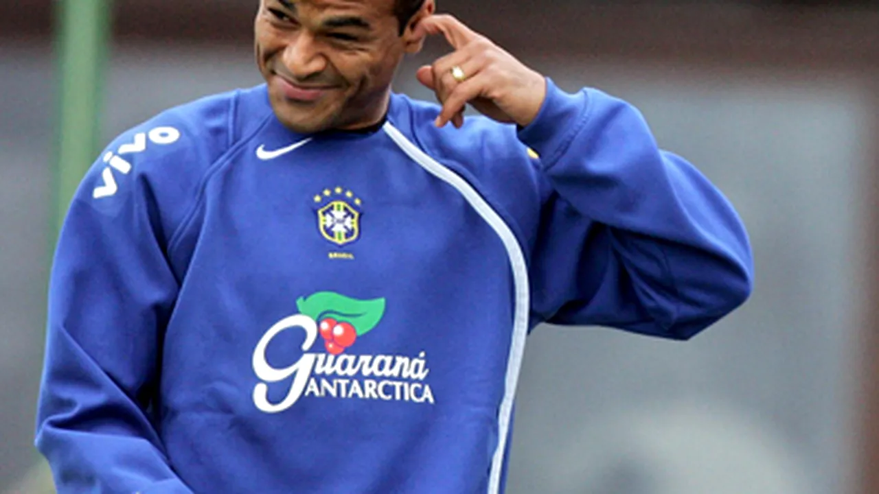 Cafu are datoriile uriaşe: o mega-vilă din Brazilia i-a fost scoasă la licitaţie
