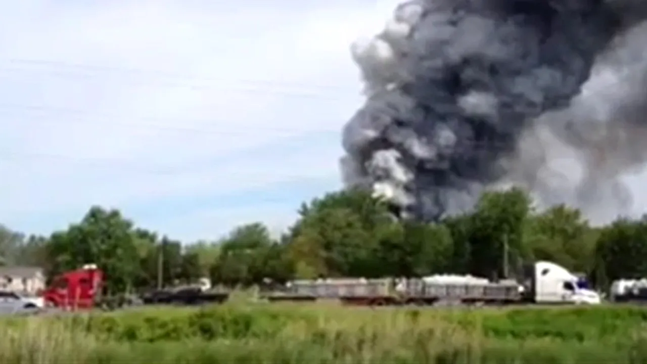 EXPLOZII la o fabrică de artificii din Quebec - VIDEO