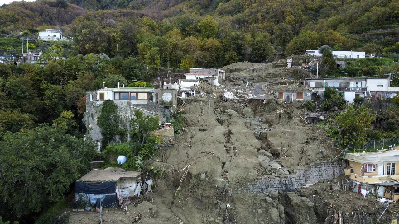 Oficial italian, după dezastrul de pe insula Ischia: Toată ţara este în pericol
