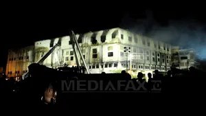 INCENDIU de proporţii în Pakistan: Cel puţin 289 de morţi - FOTO