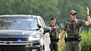 Bărbat care și-a ucis vecina și a rănit doi polițiști, împușcat mortal în ambuscadă în Pennsylvania