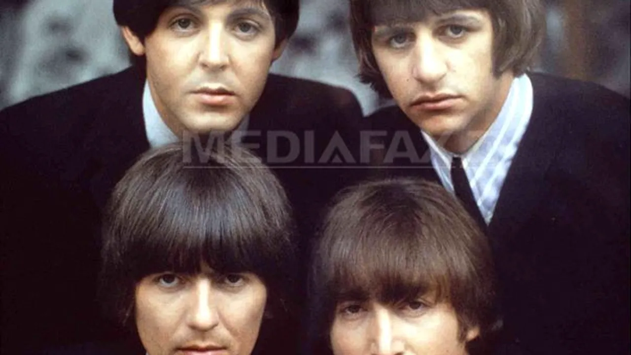 O versiune rară a unui album al trupei The Beatles, vândută cu 12.000 de lire sterline