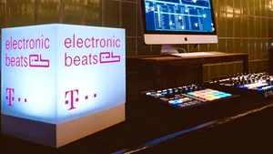 Festivalul Electronic Beats la Bucureşti: 13 artişti şi DJ şi 10 evenimente speciale