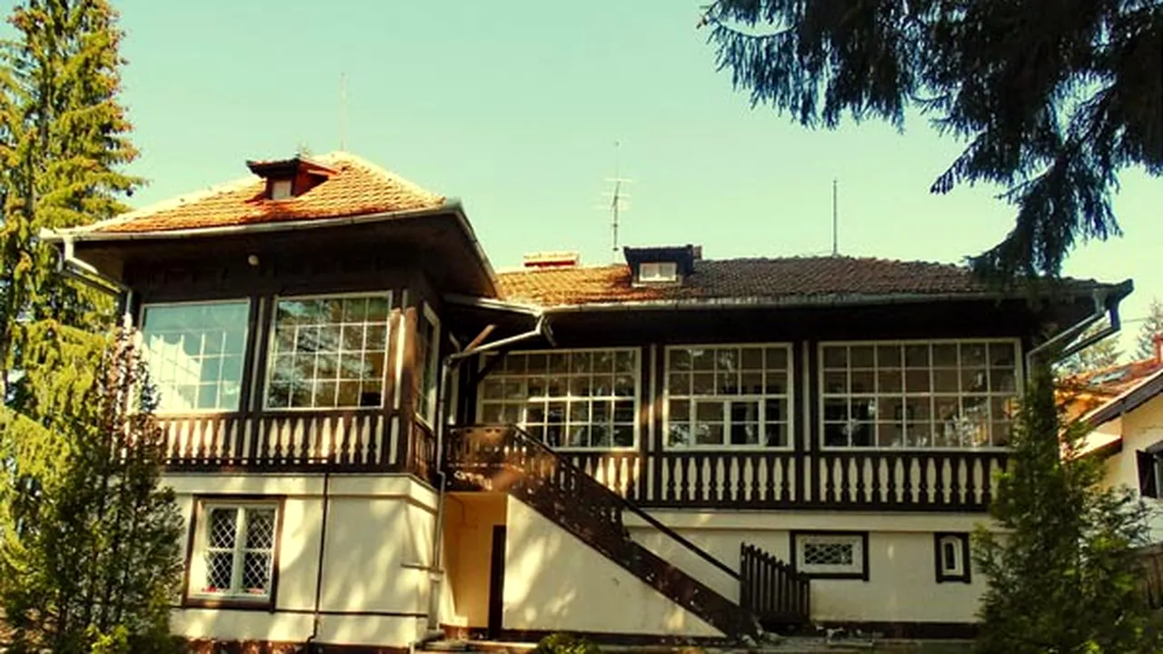 Vila de la Predeal a lui Nicolae Ceauşescu, scoasă la licitaţie, la Artmark - FOTO