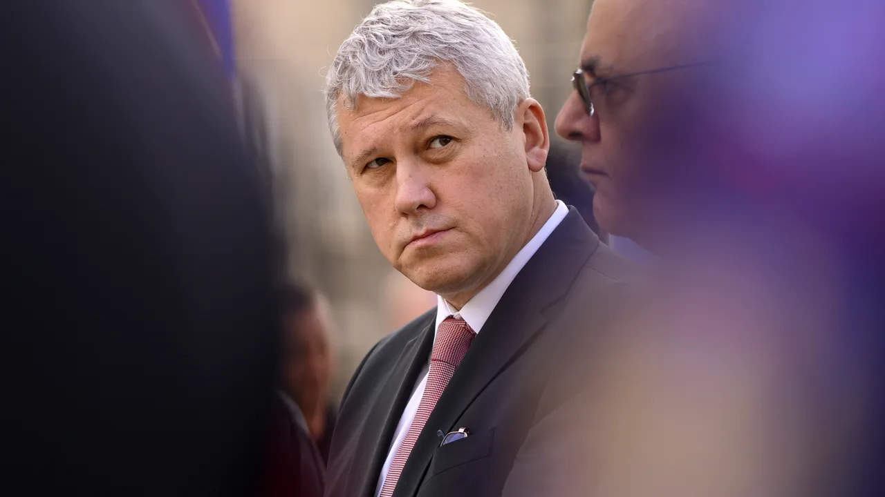Predoiu: Bolojan va analiza dacă desecretizează cheltuielile Administraţiei Prezidenţiale