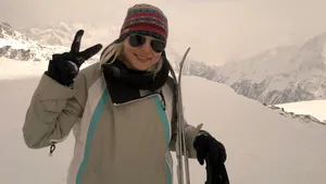 Jojo a luat lecţii de schi în Austria, de la soţul ei - FOTO