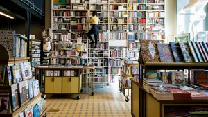 (P) Tsundoku: Obiceiul de a acumula cărţi, dar fără a le citi