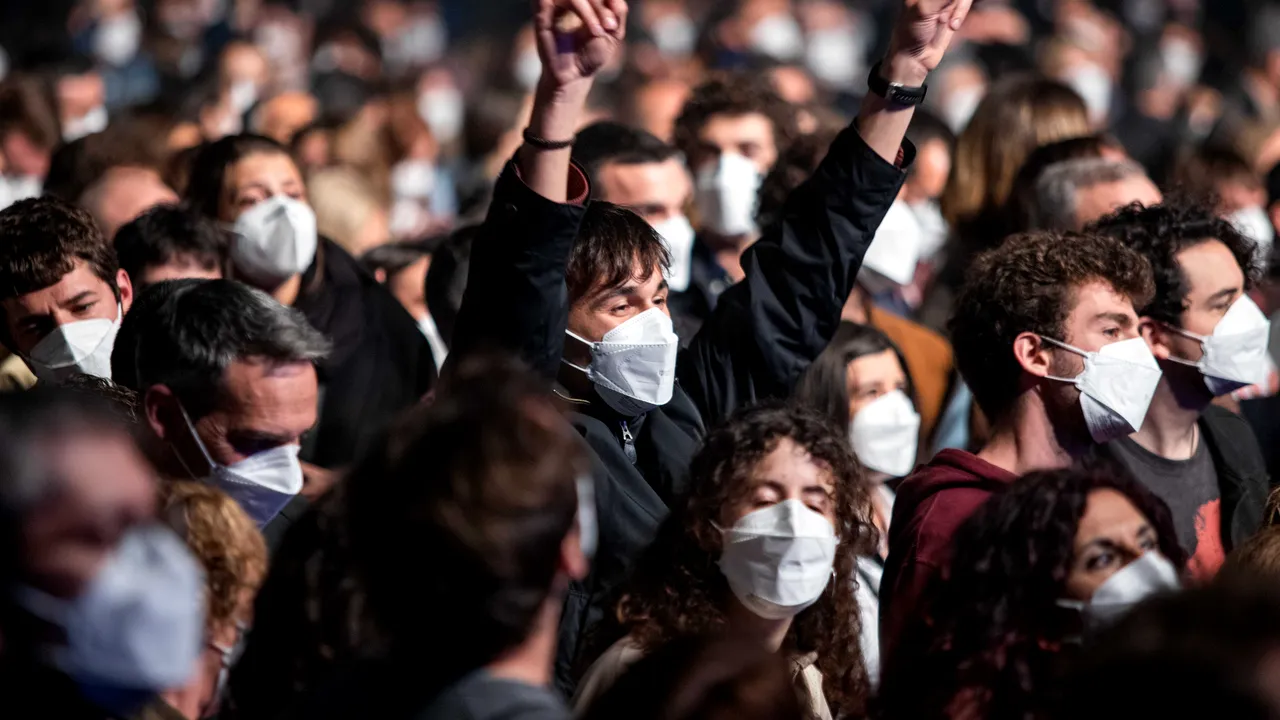 Boc vrea concert experimental la Cluj, inspirat de la spanioli. Reacţia Untold