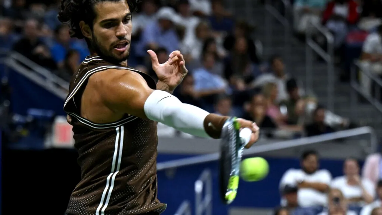Carlos Alcaraz s-a calificat în optimi la US Open. Este a zecea sa victorie consecutivă