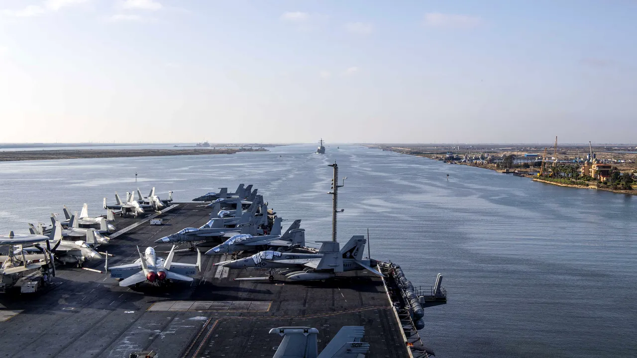 Un avion american a doborât o rachetă care viza un distrugător al Marinei SUA în Marea Roşie