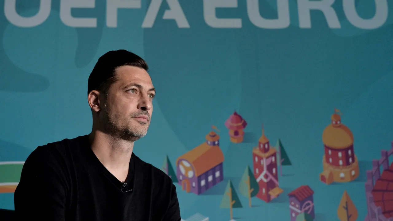 Rădoi a anunţat cu ce jucători atacă barajul pentru EURO. Lista convocărilor
