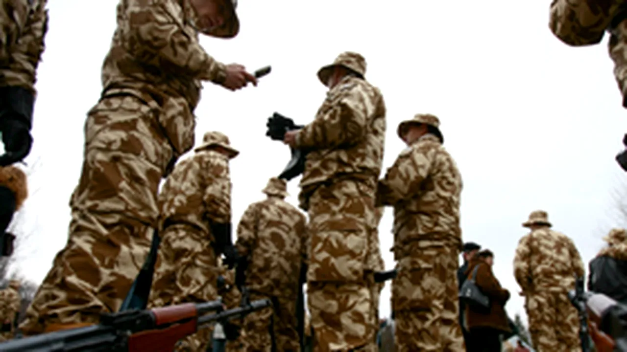 Doi ofiţeri români au fost răniţi în Irak (VIDEO)