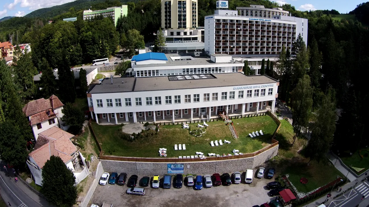 Preşedintele CJ Mureş, care nu a îndepărtat steagul secuiesc de pe sediul Primăriei Sovata, amendat