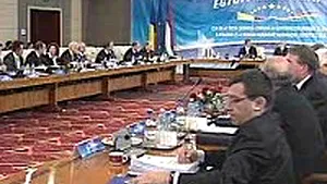 România şi Ungaria liberalizează piaţa muncii pentru cetăţeni români