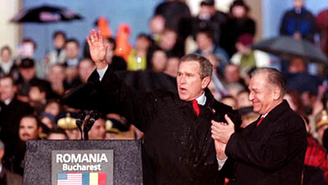 George W. Bush rememorează momentul apariţiei curcubeului, la Bucureşti