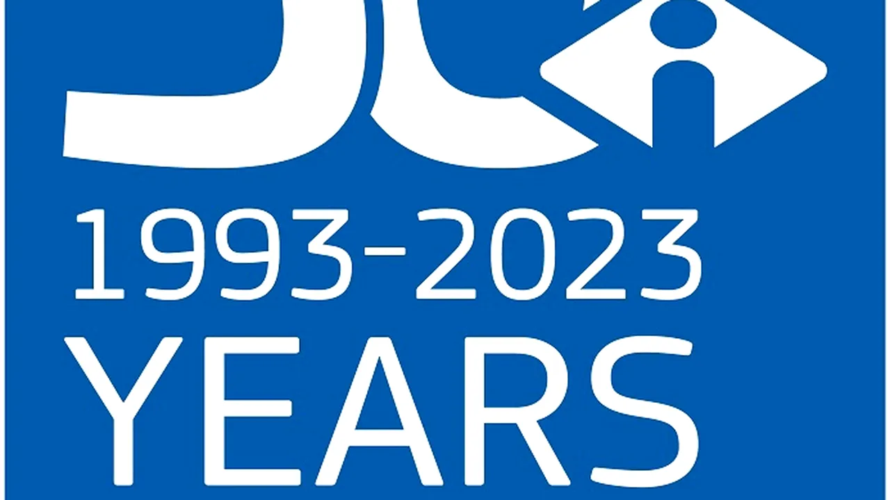 Intrarom aniverseaza 30 de ani de activitate pe piaţa IT&C