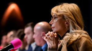 Raluca Turcan acuză PSD și AUR că încearcă să blocheze programul SAFE prin sesizarea CCR