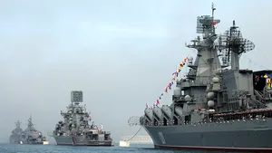 Conflict în Marea Neagră între Rusia şi Ucraina.  Două nave de luptă, OPRITE să navigheze în jurul Crimeei