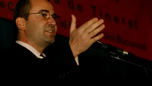 EXCLUSIV: Nistoran şi câţiva deputaţi PD nu votează moţiunea de cenzură