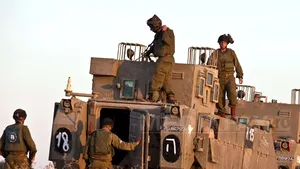 Israelul avertizează că va riposta atacului Hezbollah soldat cu moartea a doi militari israelieni