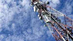 Guvernul a modificat modul de calcul al taxei pe care companiile din telecom o plătesc către ANCOM