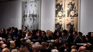 Opere de Andy Warhol şi Dan Perjovschi, la Licitaţia Lavacow de Artă Contemporană