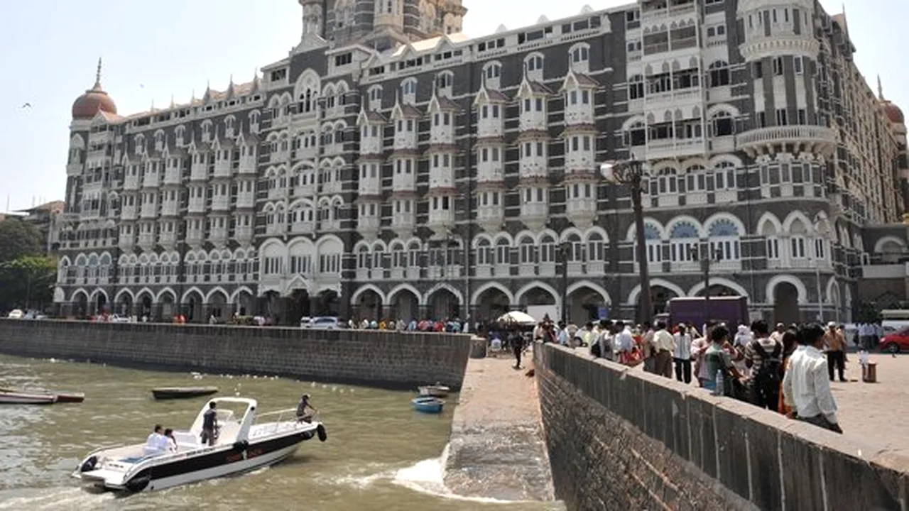 Barack Obama va fi cazat la unul dintre hotelurile vizate de atentatele de la Bombay