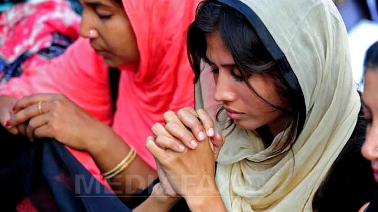 Cutremurul din Pakistan a dus la apariţia unei mici insule în Marea Arabiei