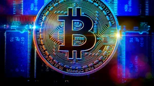 Bitcoin urcă la aproape 42.000 de dolari. Valoarea criptomonedei s-a majorat cu 40% în 2021