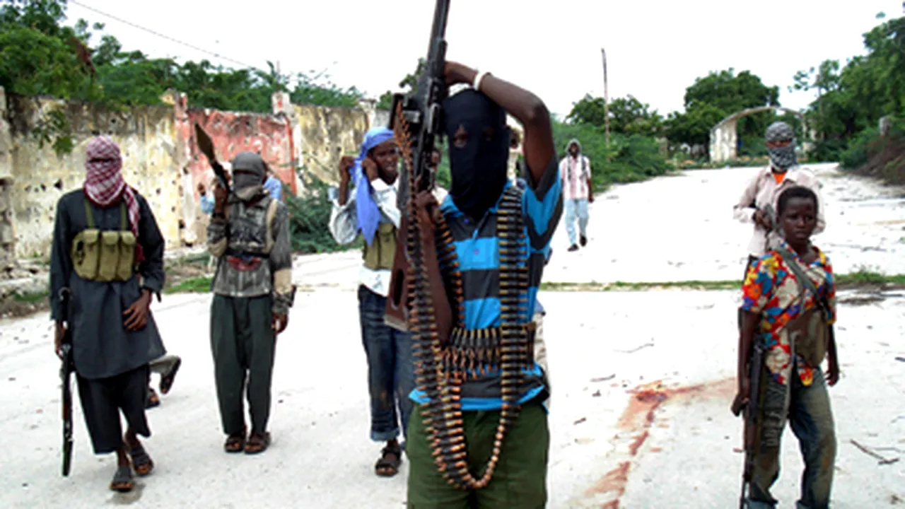 Ostaticii francezi din Somalia sunt deţinuţi de grupări islamiste diferite - GALERIE FOTO