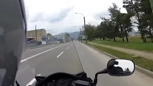 Spania: Un motociclist a călătorit 21 km pentru a-şi cumpăra pâine