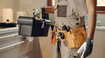 Țepe cu lucrări de renovare. Un „meșter” a încasat bani pentru lucrări și apoi a dispărut