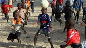 ONU şi FC Barcelona au lansat un parteneriat pentru copiii refugiaţi