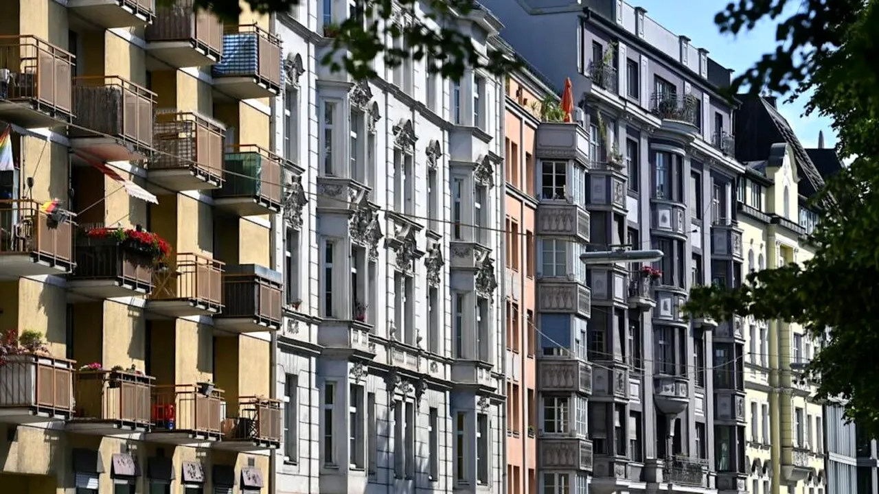 Chiriile cresc de patru ori mai repede decât salariile. Șoc pe piața locuințelor din Germania
