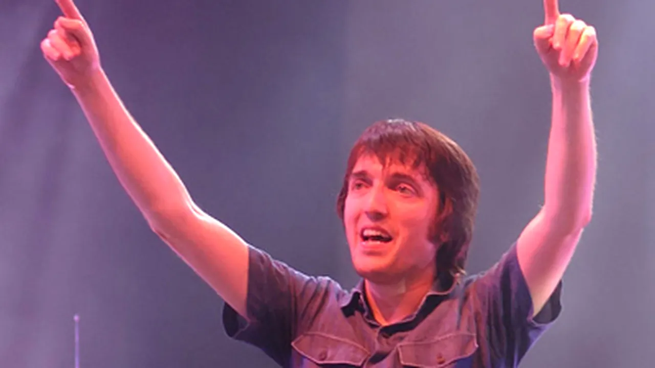 Basistul trupei Radiohead şi-a pierdut temporar auzul