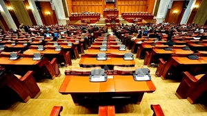 Parlament: Cu excepţia unei anexe, dezbaterile pe buget au fost finalizate. Şedinţa se reia la 9.00