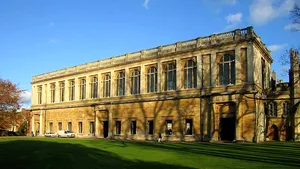 Cursuri online până în vara lui 2021 la Universitatea Cambrige. Măsura ar putea fi implementată şi de alte centre de învăţământ