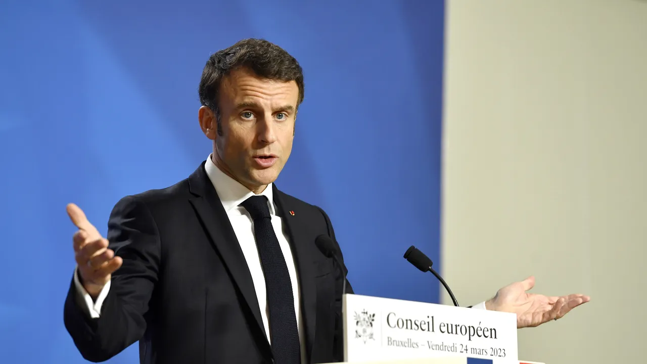 PREZENTUL FĂRĂ PERDEA Marius Oprea: Macron, ca şi Ceauşescu, s-a îmbolnăvit de propria-i măreţie, după vizita în China şi îşi pune ţara la remorca Beijingului