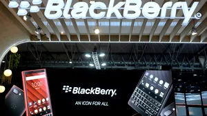  BlackBerry este resuscitat şi revine mai puternic ca niciodată pe piaţă. Noul model va avea tastatură Qwerty