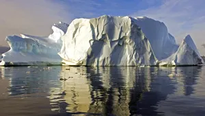 Inundaţiile subterane din zona Antarcticii accelerează topirea gheţarilor