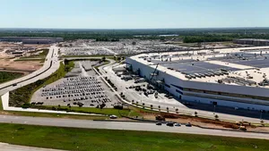 Tesla a trimis angajații acasă în săptămâna Memorial Day din cauza scăderii vânzărilor