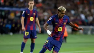 Barcelona a făcut spectacol cu Sevilla, Liverpool a cedat puncte cu Tottenham, iar Como a învins Roma